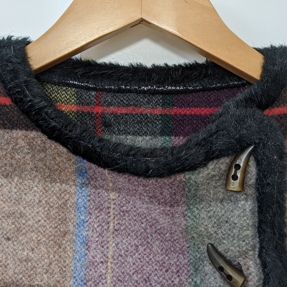🔥Vintage Wool Tartan Button Up🔥 - Picture 4 of 10